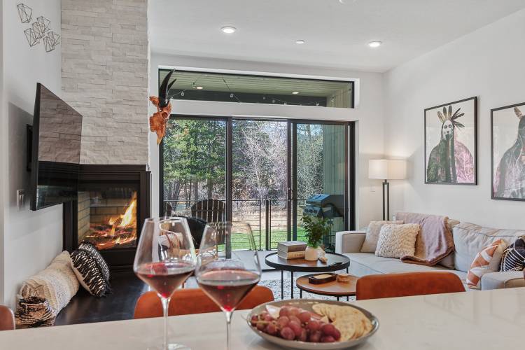 Blue River Buffalo Condo in Silverthorne Colorado Blue River Buffalo Condo's living room with an open concept and gorgeous views